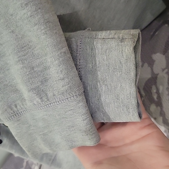 Marvel Superhero Gray Sweatshirt H&M Boys 6-8 Years - Picture 3 of 3